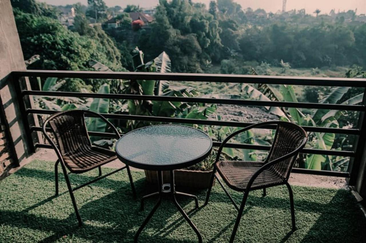 Vila Njd Bogor Kültér fotó